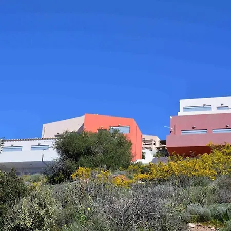 Aegina Sunset Villas *